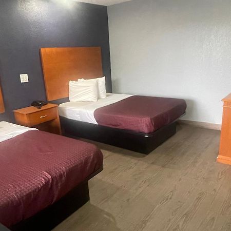 Americas Best Value Inn-Savannah Bagian luar foto