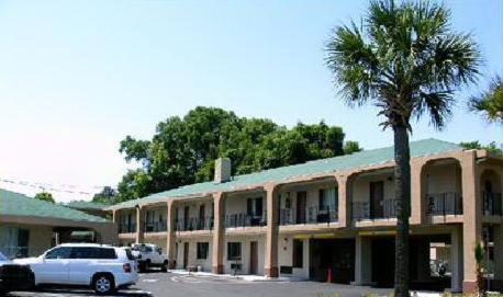 Americas Best Value Inn-Savannah Bagian luar foto